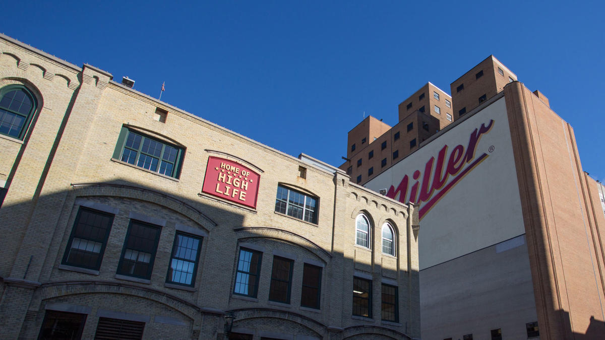 VM_MillerCoors_Exterior_MAINIMG0-cee2eadb5056a36_cee2ebb7-5056-a36f-23d043ca22e3ae9f